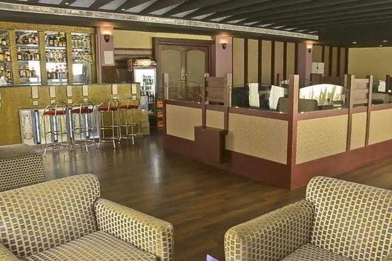 Golf View Hotels & Suites Nedumbassery 4*,  India